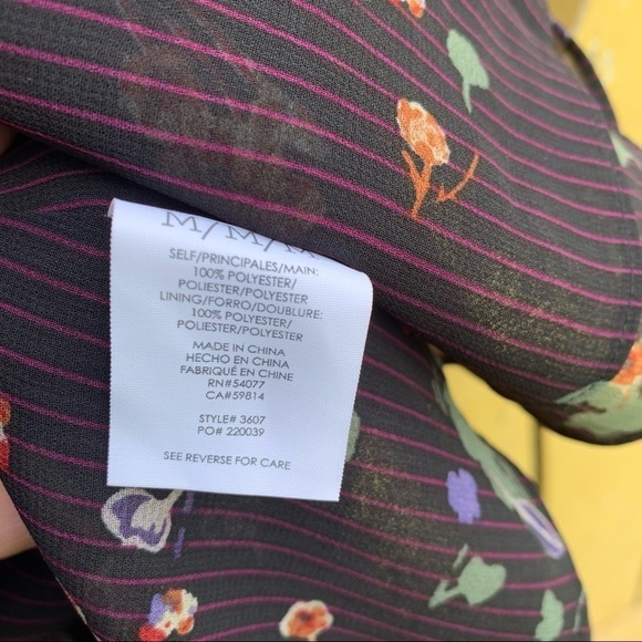 Cabi Pinstripe Cami Pinstripe Floral Tank Size Medium - Picture 7 of 9